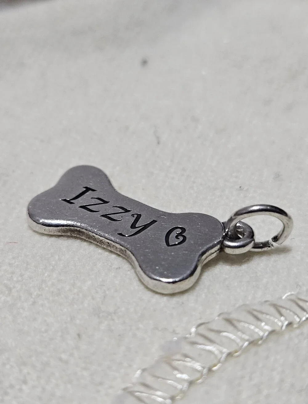 James Avery Dog Bone Charm Engraved 'IZZY' Sterling Silver Charm✨️ Price Is Firm